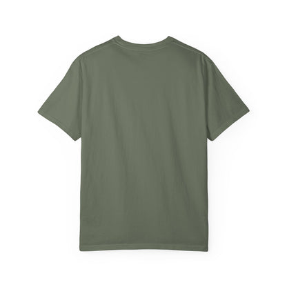 Gardening Mom Tee, gardening mom shirt, garden-mom tee, gardening shirt gift-for-gardening-mom, gardening gift for friends, botanical shirt